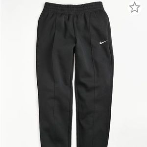 NEW Women's Nike Sportswear Black Fleece Sweatpants Size Medium